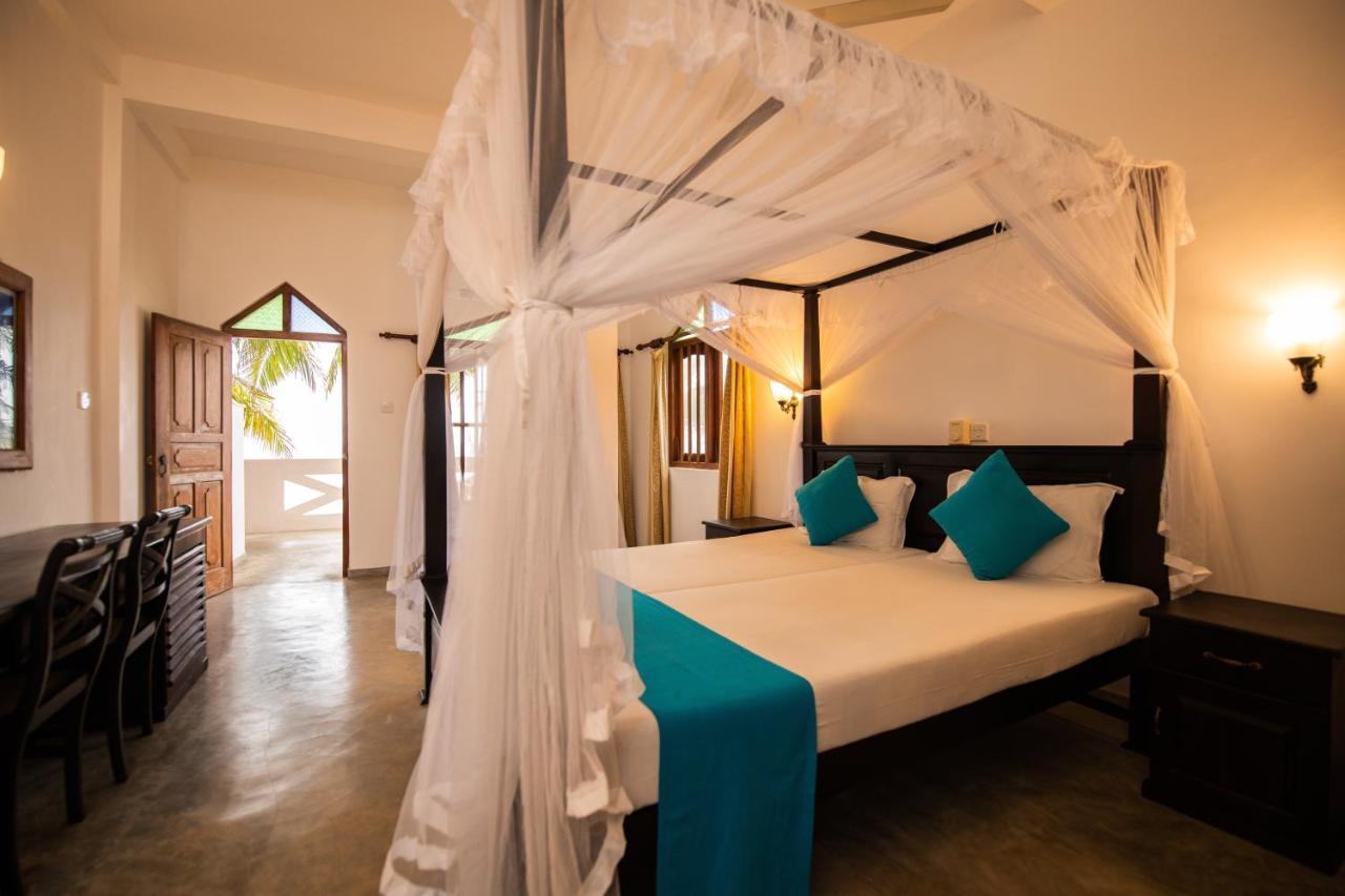 International Beach Hotel & Restaurant Hikkaduwa Eksteriør bilde