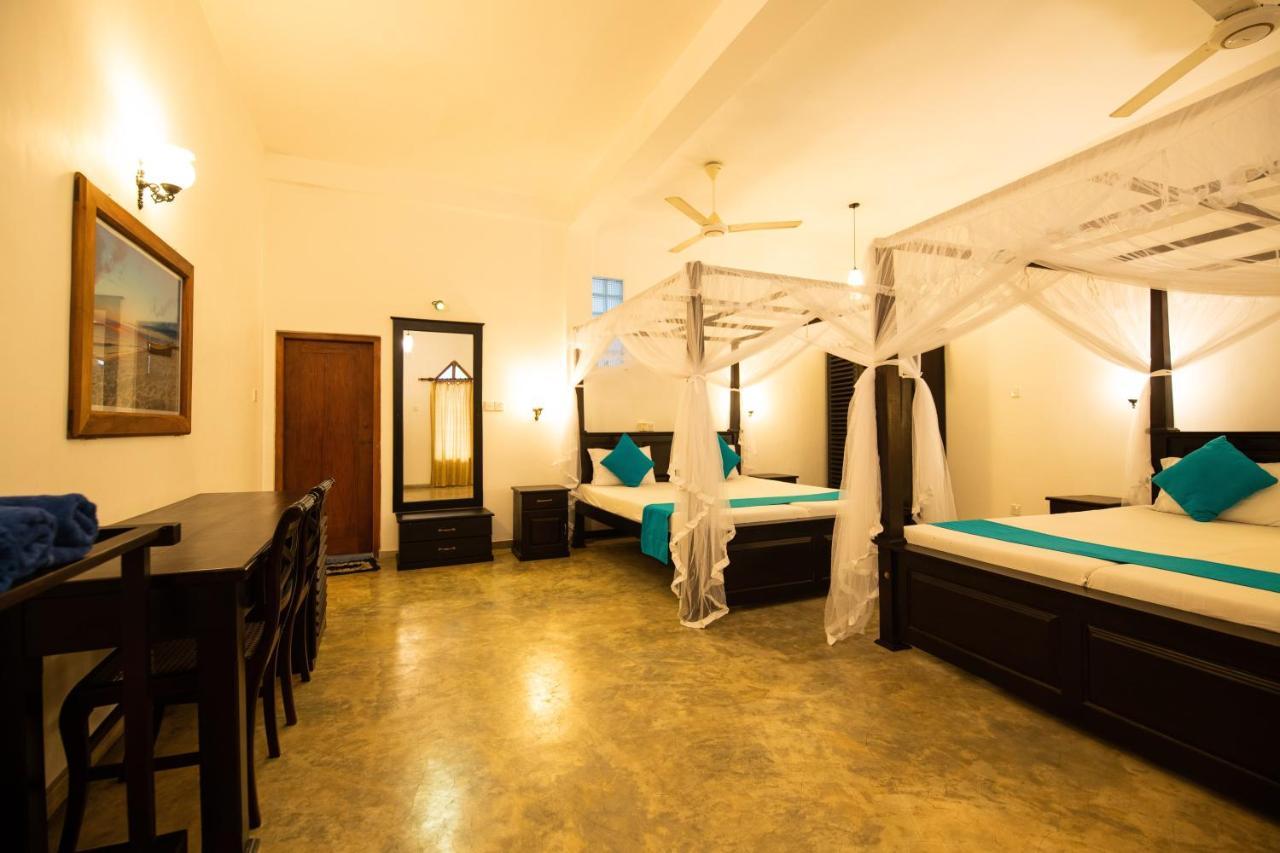 International Beach Hotel & Restaurant Hikkaduwa Eksteriør bilde