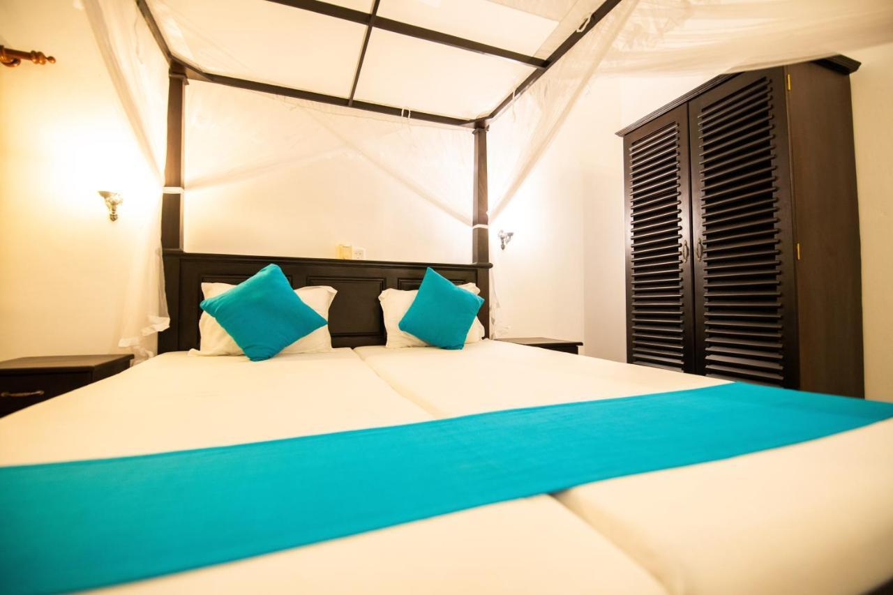 International Beach Hotel & Restaurant Hikkaduwa Eksteriør bilde