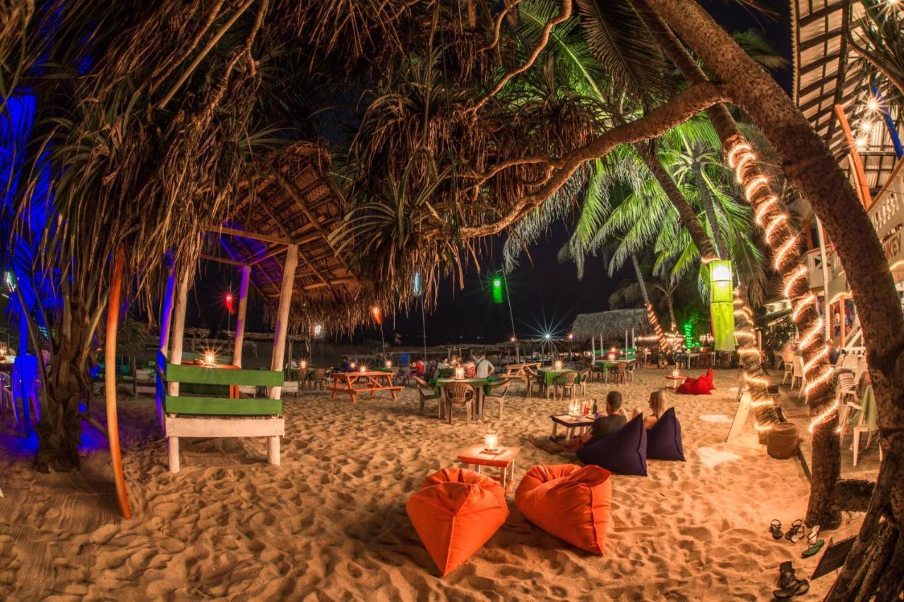 International Beach Hotel & Restaurant Hikkaduwa Eksteriør bilde