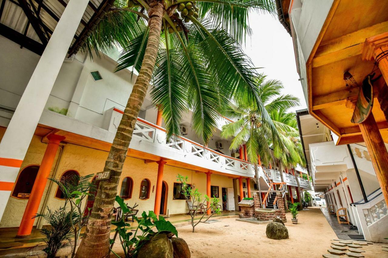 International Beach Hotel & Restaurant Hikkaduwa Eksteriør bilde