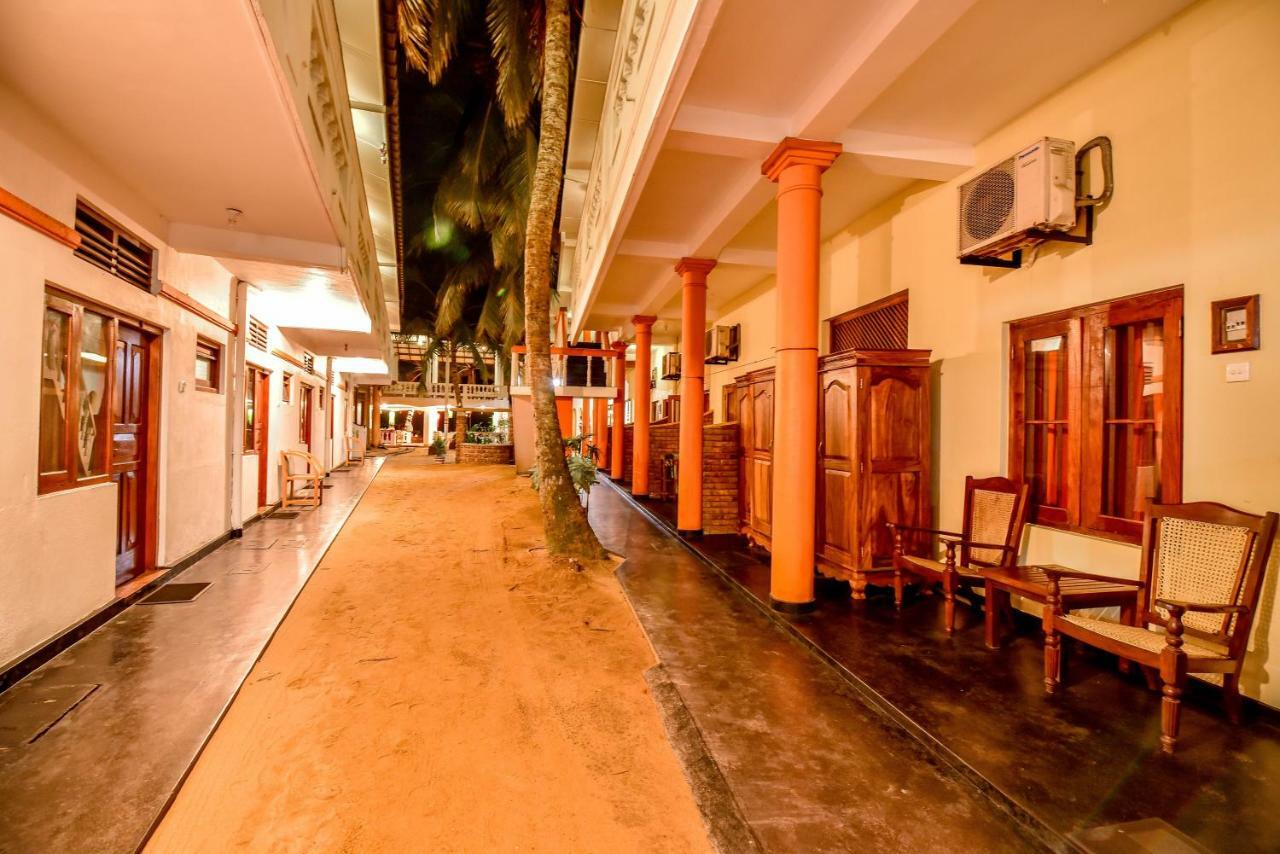 International Beach Hotel & Restaurant Hikkaduwa Eksteriør bilde