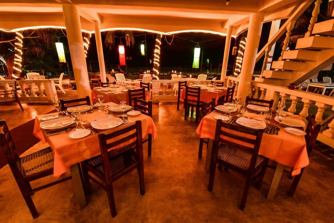 International Beach Hotel & Restaurant Hikkaduwa Eksteriør bilde